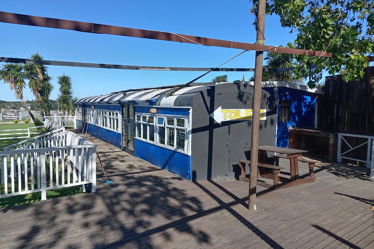 Restaurant To Rent Kraaiboch ark, George - Photo 4