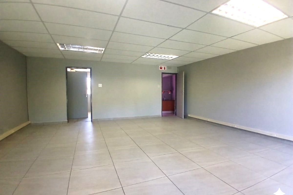 Premium Office Excellence - Photo 4