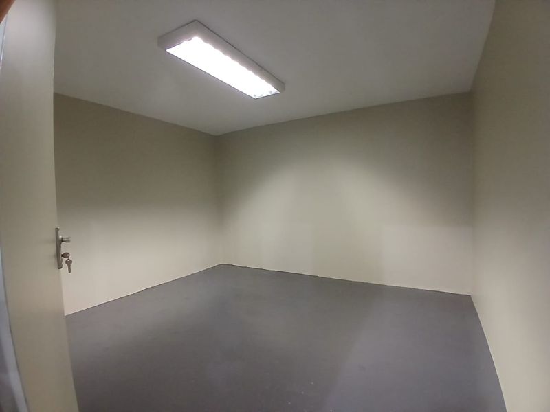 Premium Warehouse in Prime Position - Photo 10