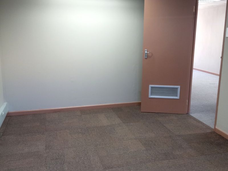 Offices to rent in George Industria - Photo 9