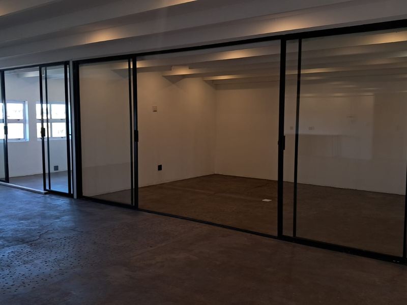 293m2 Office TO LET in Highveld - Photo 7
