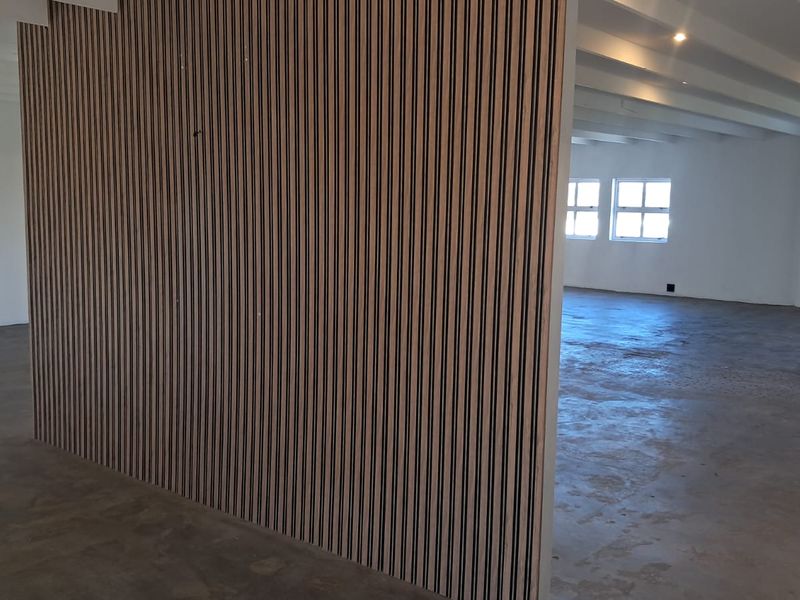 293m2 Office TO LET in Highveld - Photo 3