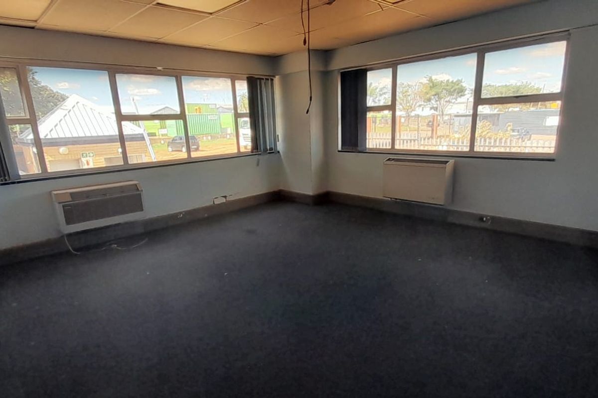 Office and Warehouse Space in a Strategic Midrand Position - Photo 2