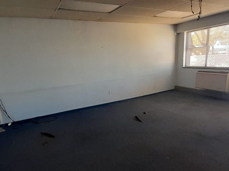 Office and Warehouse Space in a Strategic Midrand Position - Photo 3