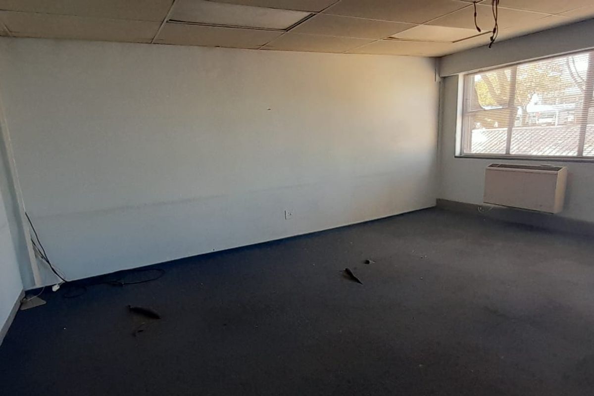 Office and Warehouse Space in a Strategic Midrand Position - Photo 3