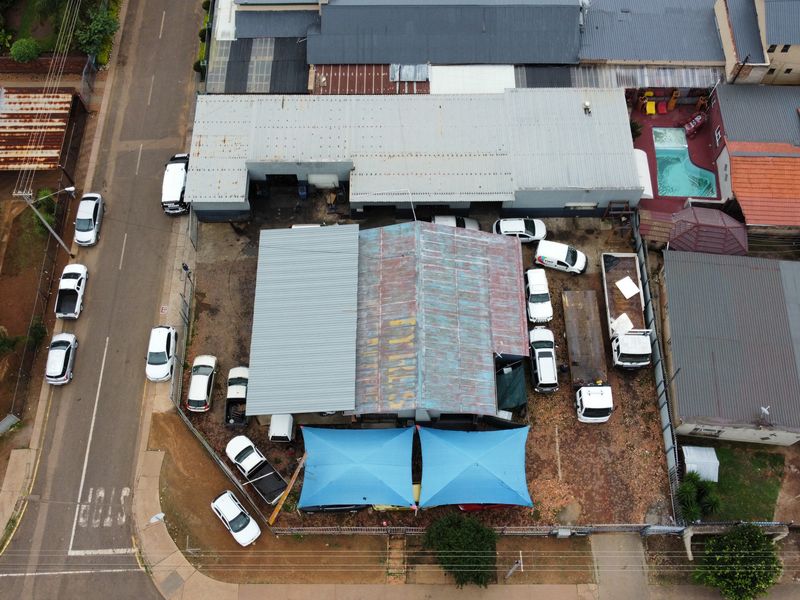 Prime Workshop For Sale – High Exposure Corner Site on Stormvoel Road - Photo 5