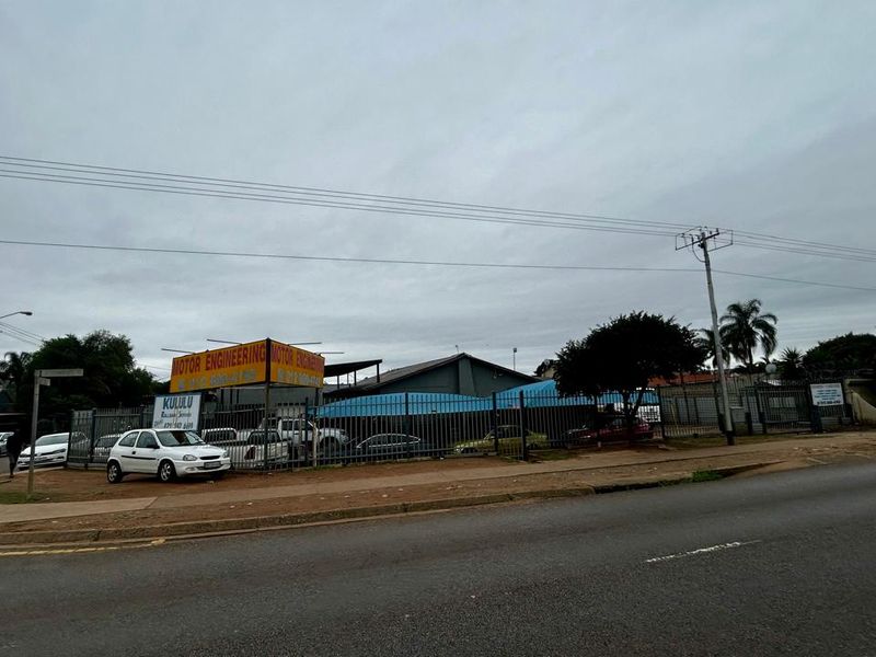 Prime Workshop For Sale – High Exposure Corner Site on Stormvoel Road - Photo 9