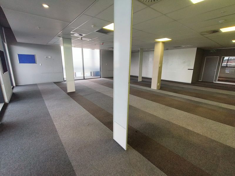 Compact 67m2 Premium Office in Elite Green Building, Prestigious Centurion Address - Photo 9
