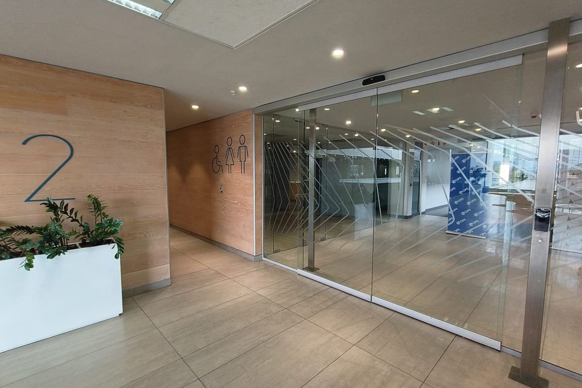 Compact 67m2 Premium Office in Elite Green Building, Prestigious Centurion Address - Photo 4