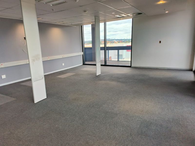 89m2 Boutique Corporate Suite, Green-Certified Building in Prime Centurion Location - Photo 8