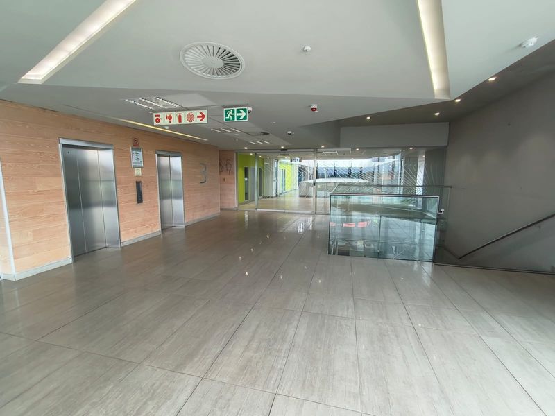 89m2 Boutique Corporate Suite, Green-Certified Building in Prime Centurion Location - Photo 5