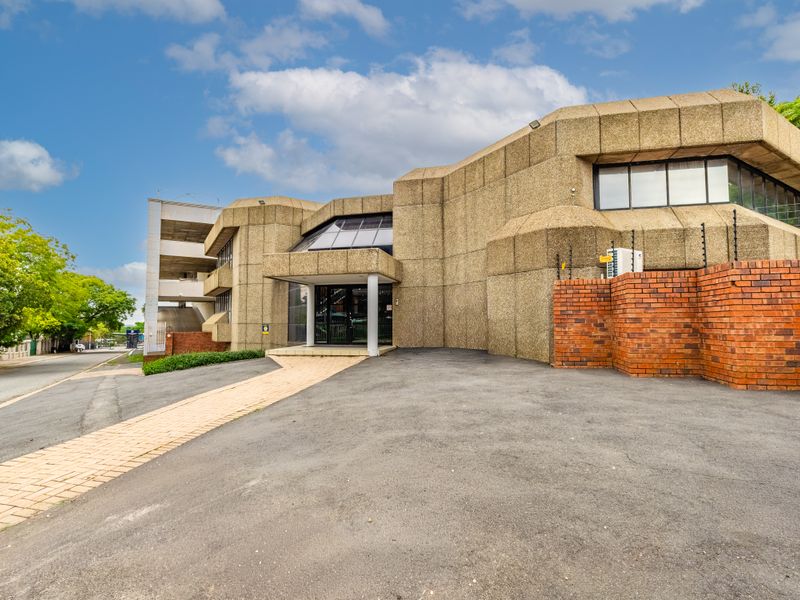 PRIME OFFICE BLOCK FOR SALE – KENSINGTON B, RANDBURG -  Strategically located near Randburg CBD - Photo 3