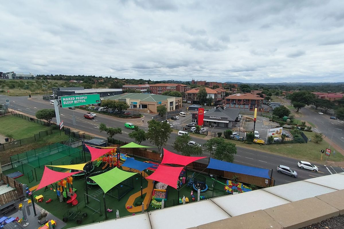 Premium 5-Star Green Office Space, 121m2, P-Grade Corporate Address in Centurion - Photo 3