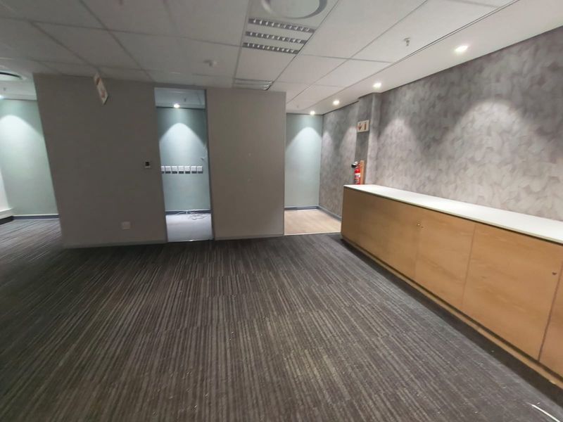 Premium 5-Star Green Office Space, 121m2, P-Grade Corporate Address in Centurion - Photo 6