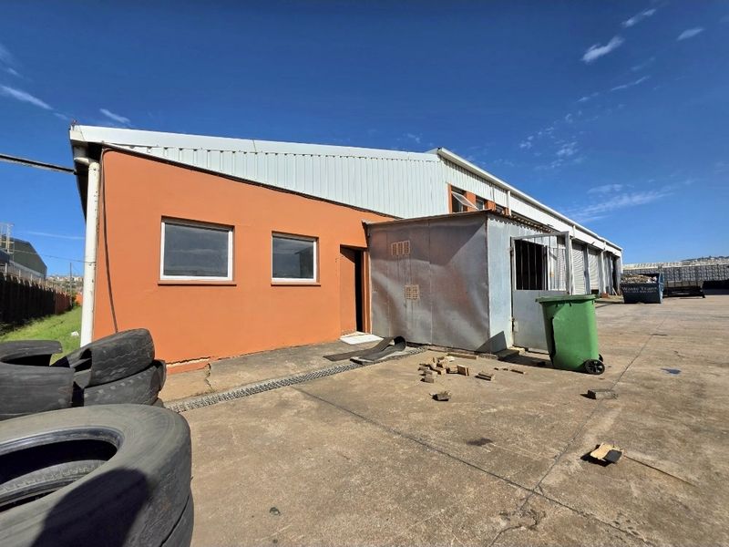 Prime 21,832 sqm Industrial Logistics Facility at Prospecton – Warehousing, Yard Space & Offices - Photo 6