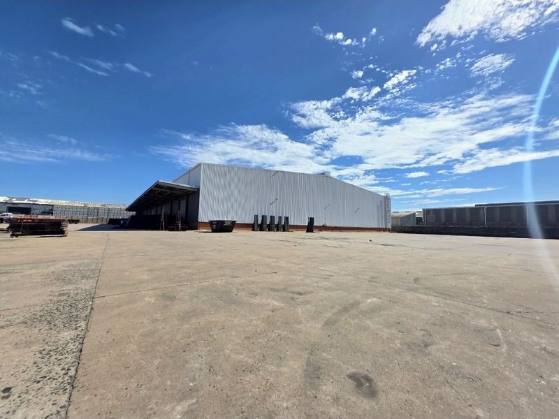 Prime 21,832 sqm Industrial Logistics Facility at Prospecton – Warehousing, Yard Space & Offices - Photo 9