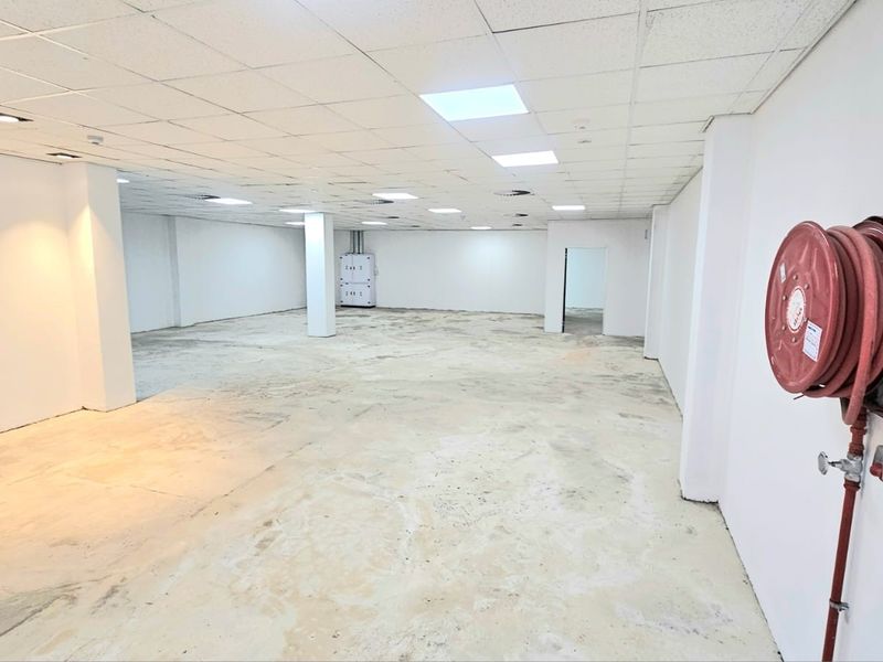 Glenwood Commercial Property To Let - Photo 5