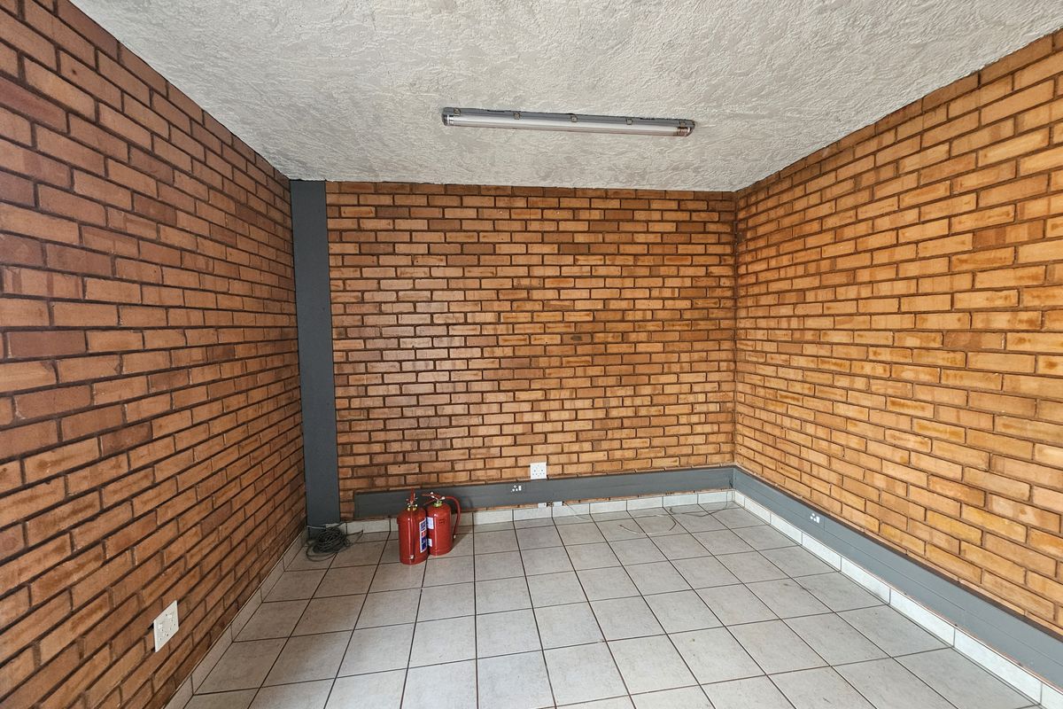 TOLET-  Mini Warehouse Centurion - Photo 5