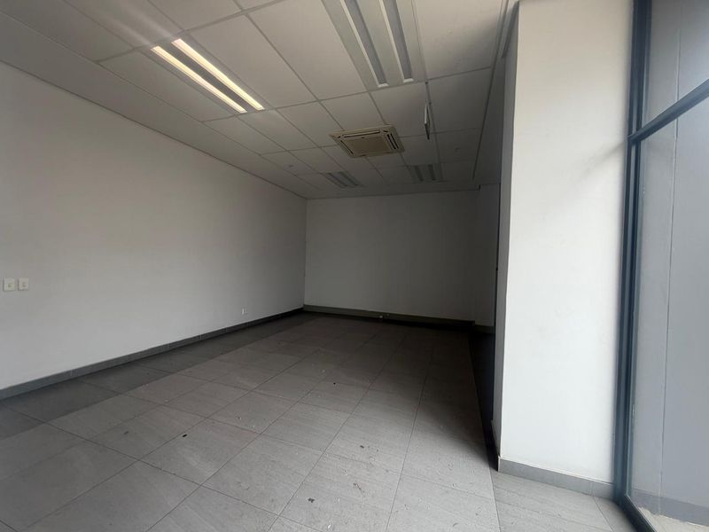 AAA-Grade Industrial Facility To Let in Mount Edgecombe - Photo 4