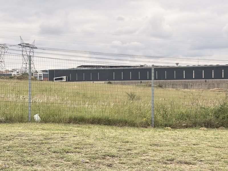 PRIME INDUSTRIAL LAND OPPORTUNITY, 18,212m2 IN HIGH-GROWTH SAMRAND NODE - Photo 10