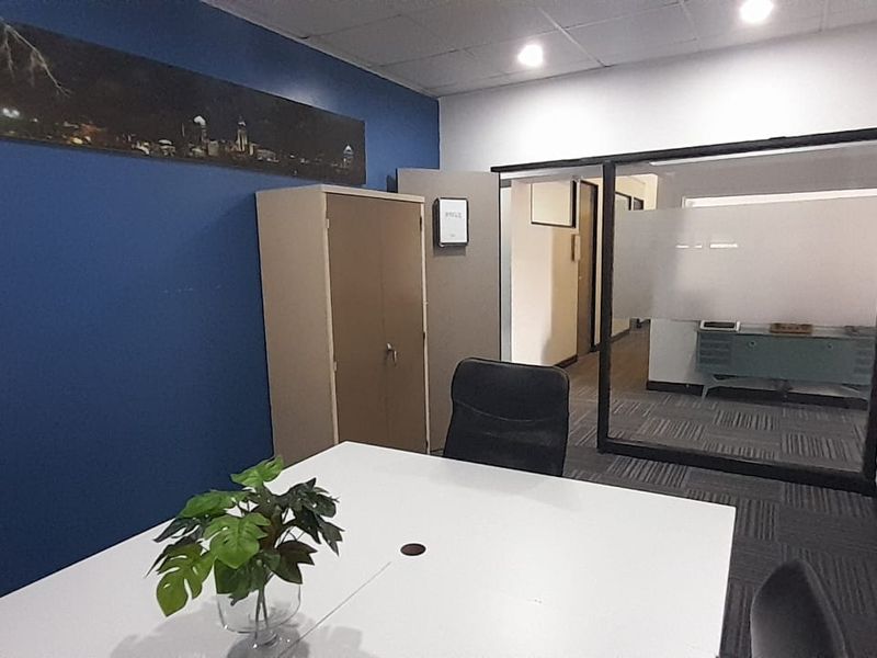 Executive Micro Office with Full Service Convenience situated in Kyalami - Photo 9