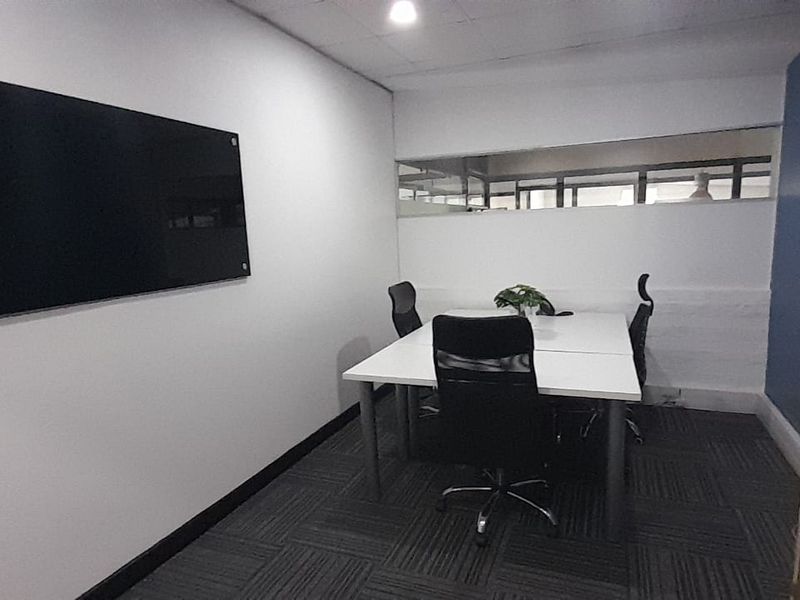 Executive Micro Office with Full Service Convenience situated in Kyalami - Photo 5