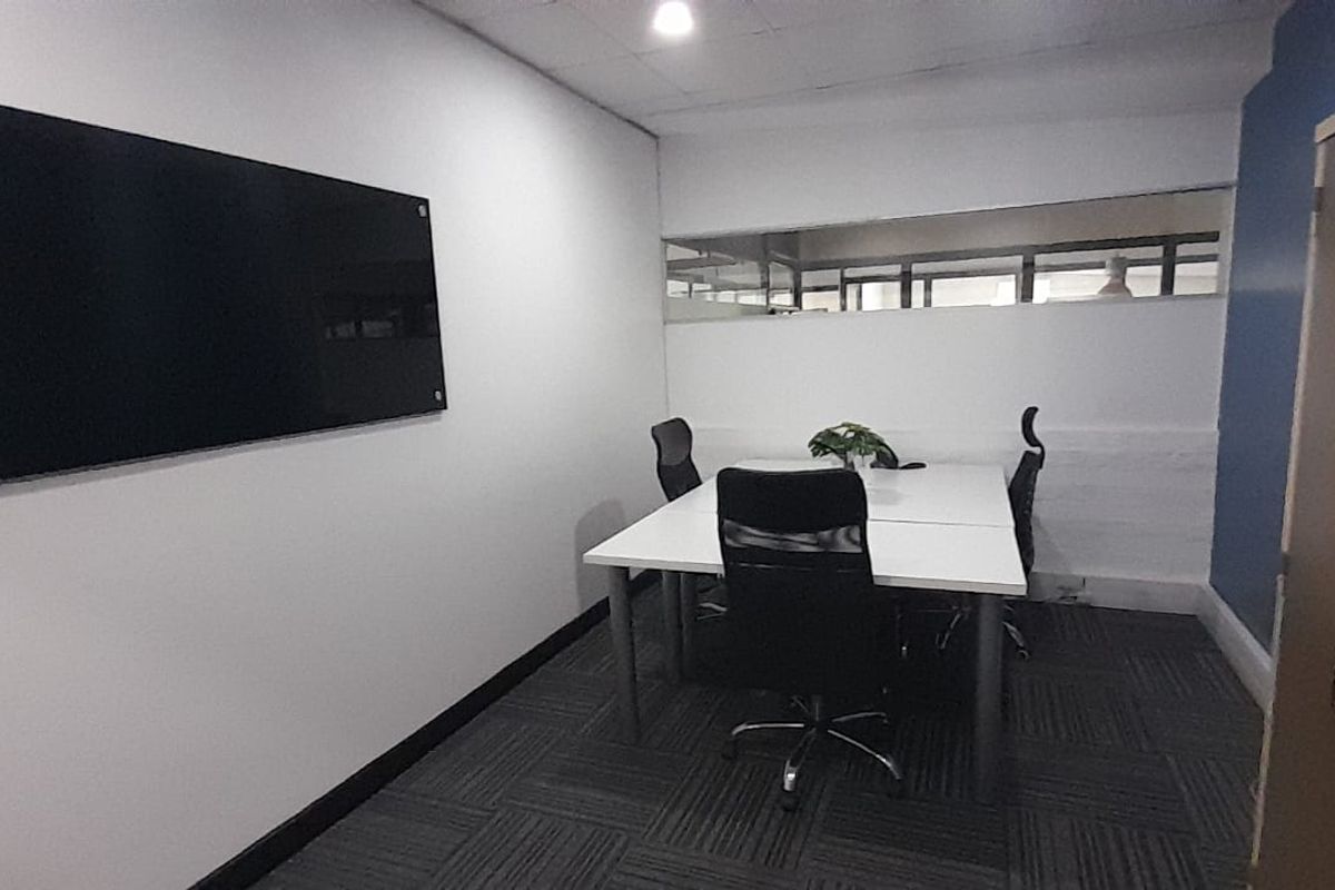 Executive Micro Office with Full Service Convenience situated in Kyalami - Photo 5