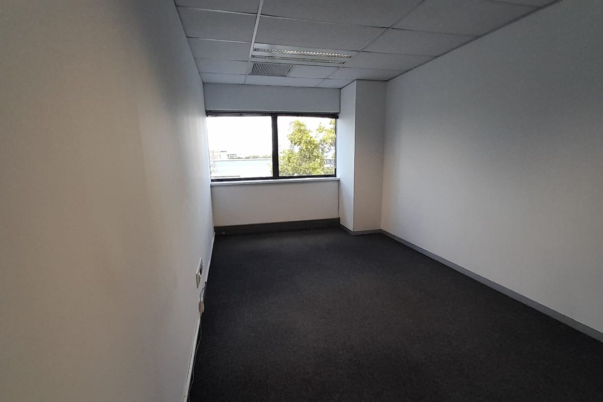 Compact Cost Effective Flexi Office in a Prime Midrand Location - Photo 3