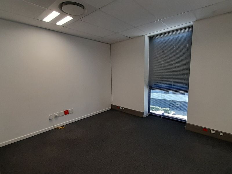 Smart Private Office for Small Teams in a Premium Business Park, Midrand - Photo 9