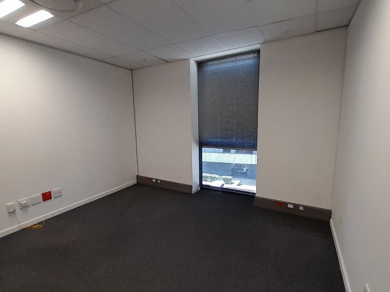 Smart Private Office for Small Teams in a Premium Business Park, Midrand - Photo 3