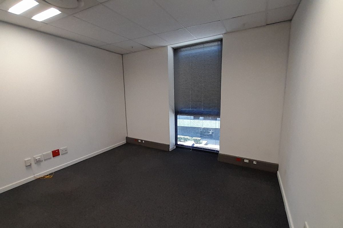 Smart Private Office for Small Teams in a Premium Business Park, Midrand - Photo 3