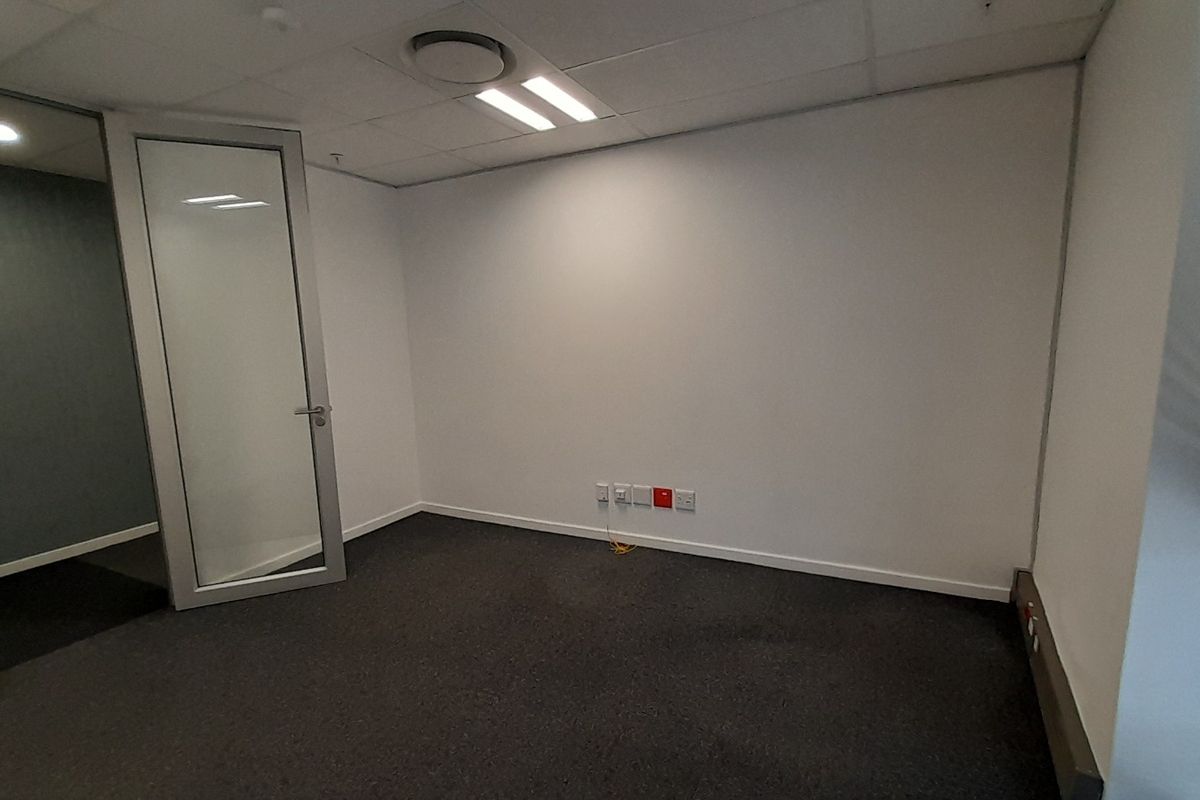Smart Private Office for Small Teams in a Premium Business Park, Midrand - Photo 4