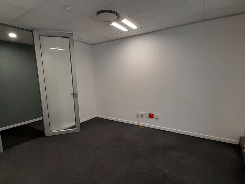Smart Private Office for Small Teams in a Premium Business Park, Midrand - Photo 10
