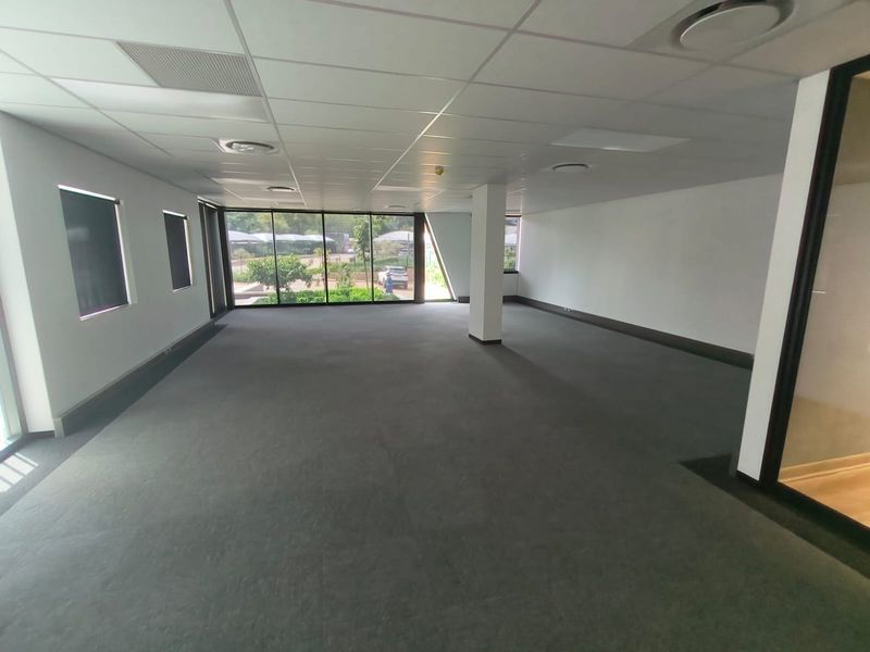 Modern 90m2 Flexi Office Space To Let in Prime West End Office Park, Die Hoewes Business Hub - Photo 7