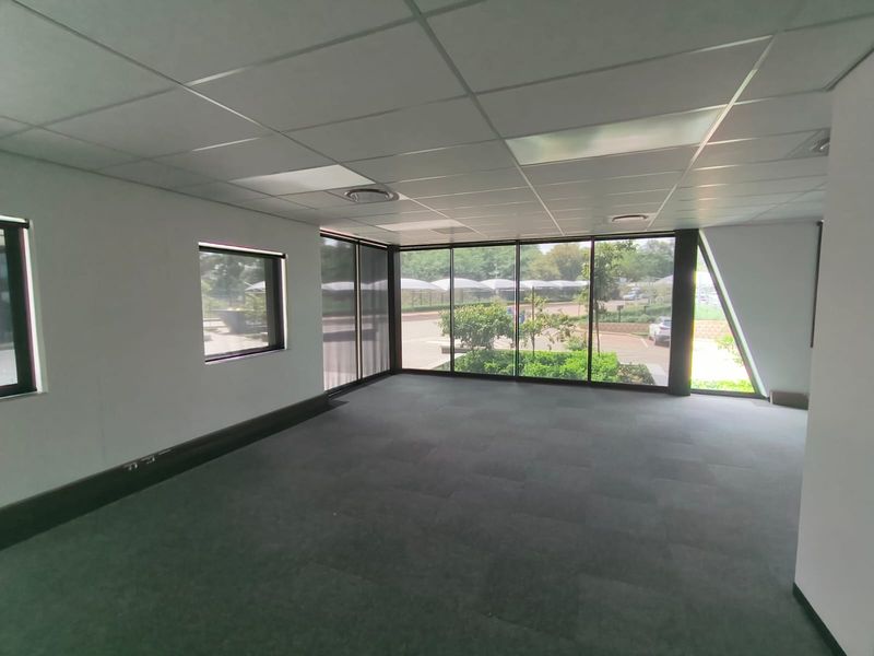 Modern 90m2 Flexi Office Space To Let in Prime West End Office Park, Die Hoewes Business Hub - Photo 8