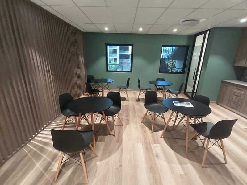 Modern 90m2 Flexi Office Space To Let in Prime West End Office Park, Die Hoewes Business Hub - Photo 4