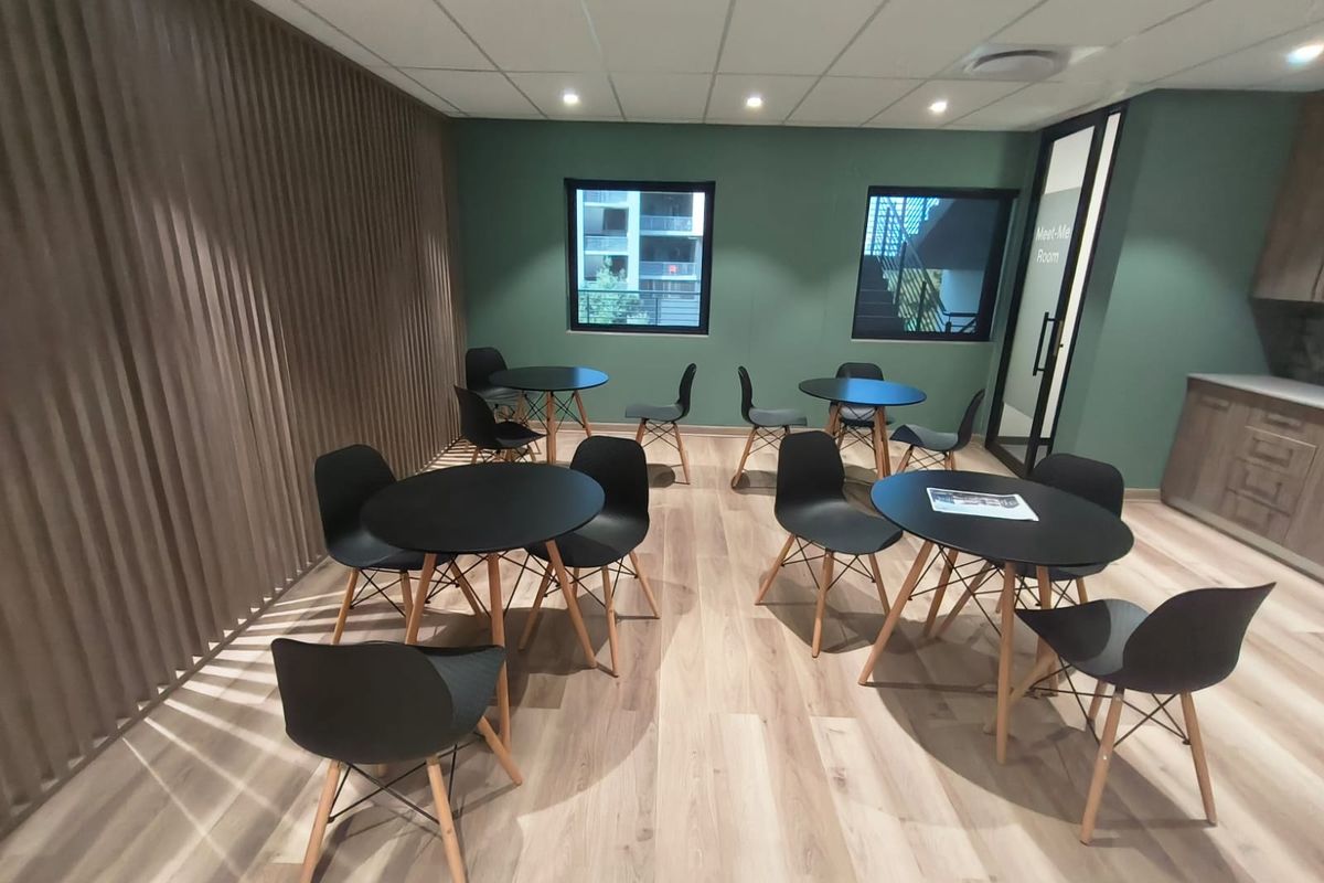 Modern 90m2 Flexi Office Space To Let in Prime West End Office Park, Die Hoewes Business Hub - Photo 4