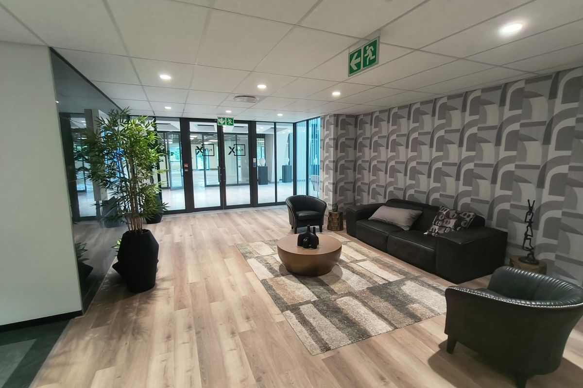 High-Impact 128m2 Flexi Office Space To Let in Prime Die Hoewes Business Node - Photo 3