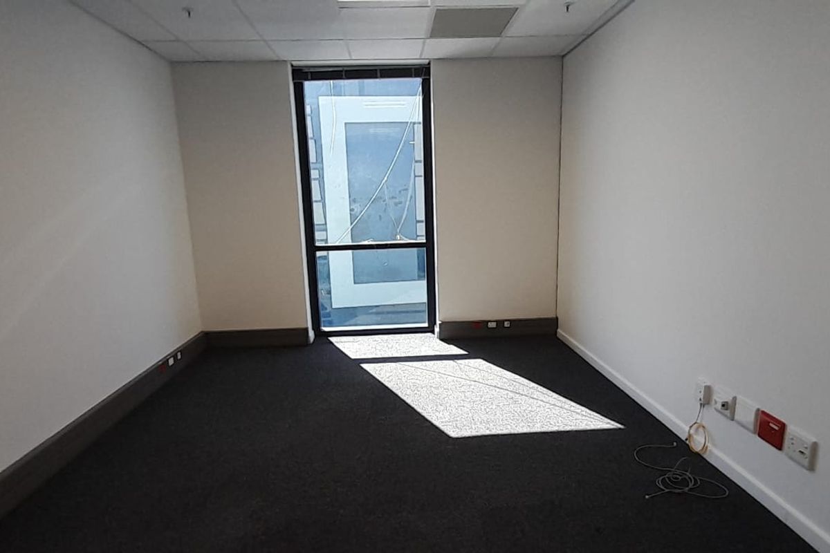 Professional Flexi Office in a Premium Midrand Business Park - Photo 3