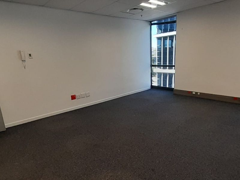 Private Office Suite in a Secure, Professional Environment, Midrand - Photo 3