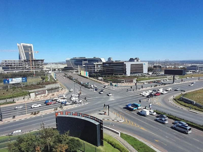 Blank Canvas Office Space with Elevation Light and Flexibility, Midrand - Photo 3