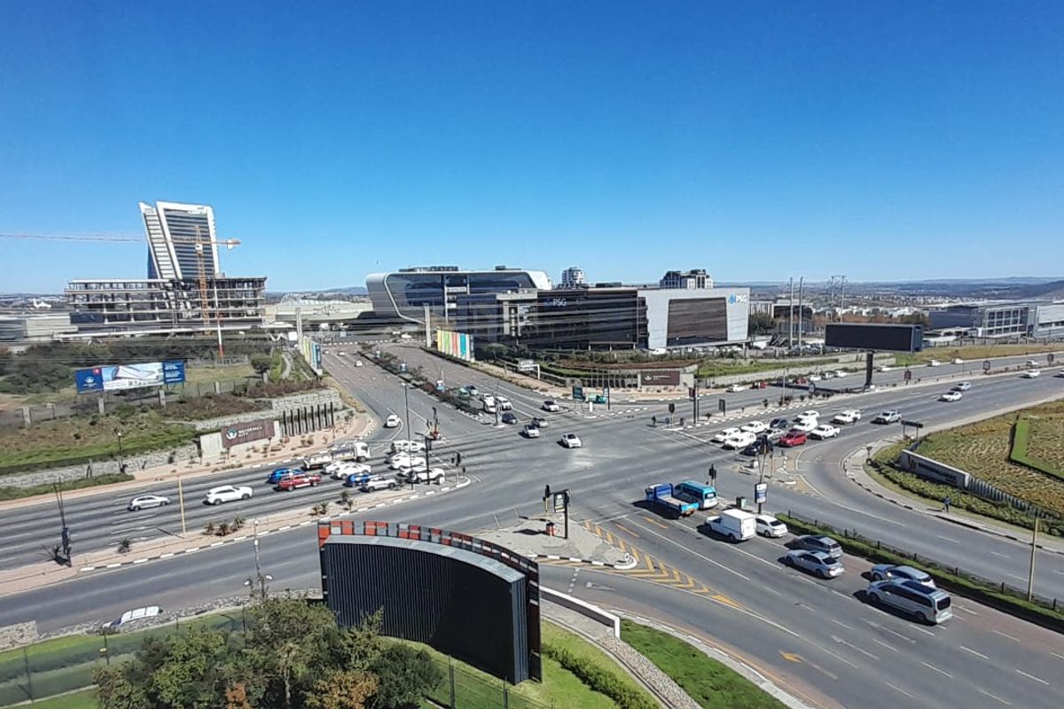 Blank Canvas Office Space with Elevation Light and Flexibility, Midrand - Photo 3