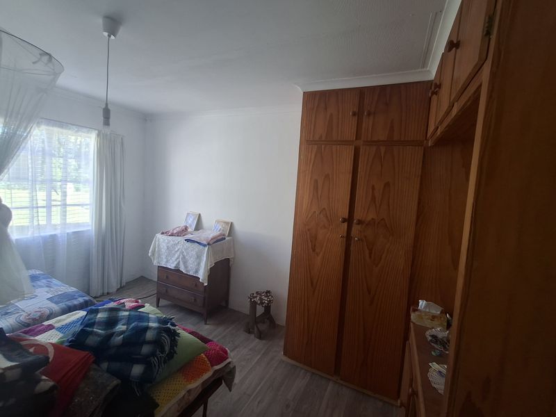 Off grid smallholding next to N11 for sale in Ingogo - Photo 10