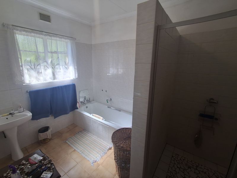 Off grid smallholding next to N11 for sale in Ingogo - Photo 7