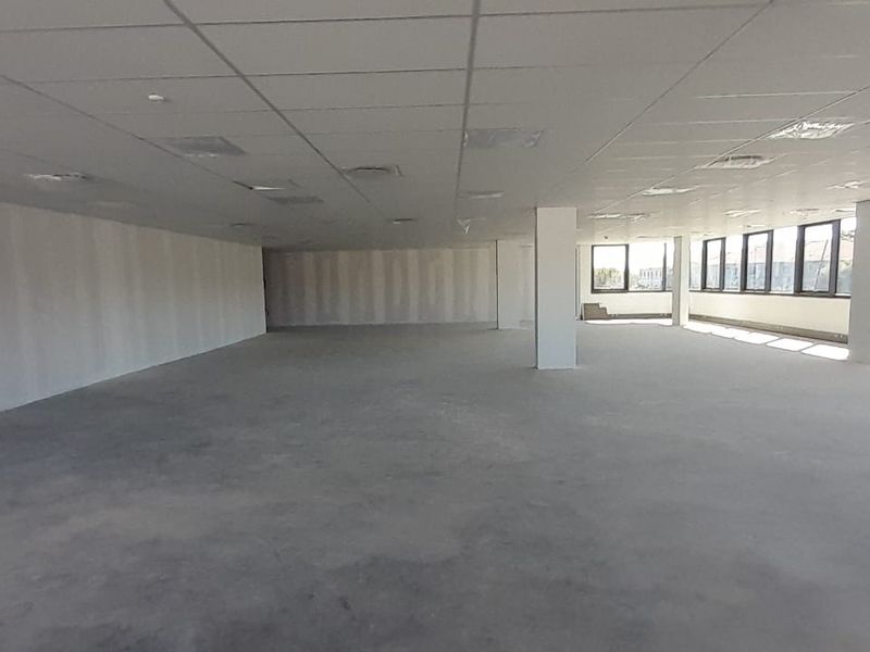 Modern White Box Office Space in a Premium Midrand Business Park - Photo 4