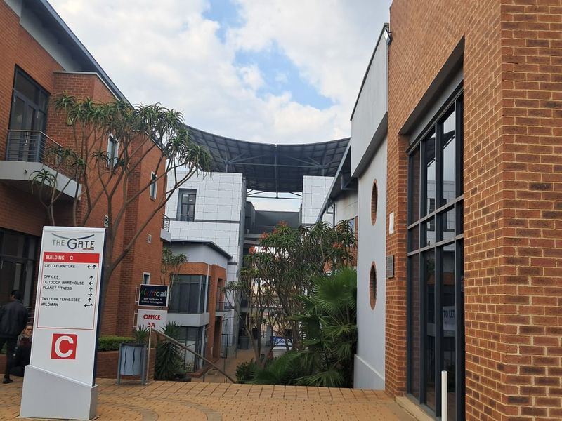 133m2 Retail to let in Centurion - Photo 3