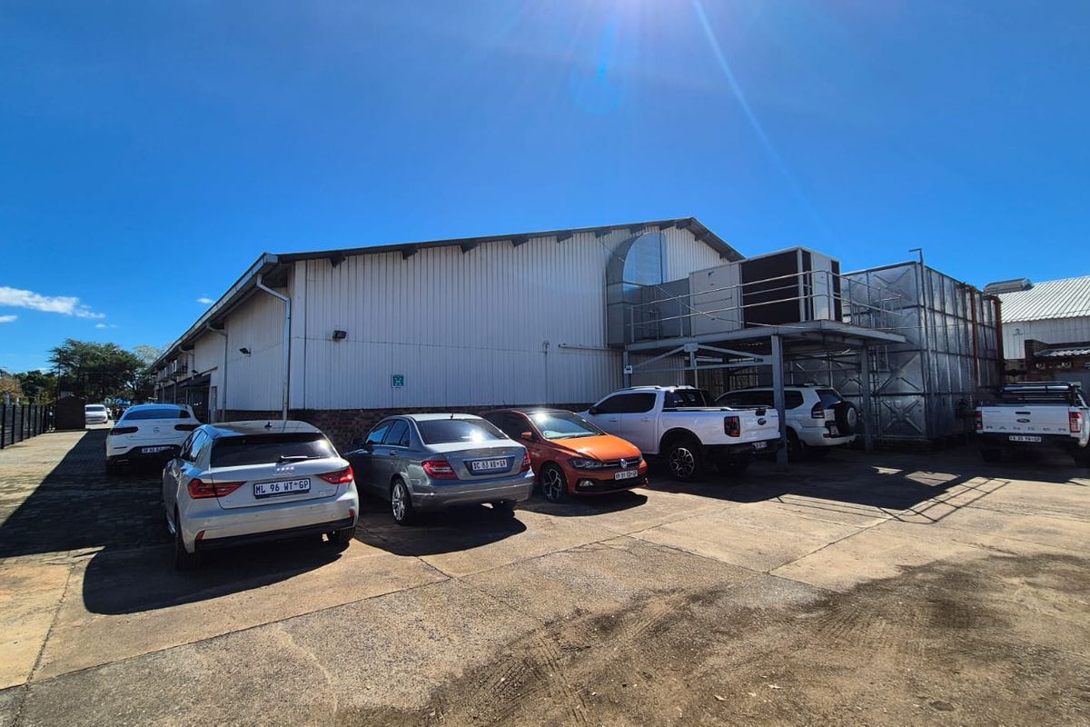 Freestanding Industrial Warehouse, Excellent Truck Access, Hermanstad - Photo 2