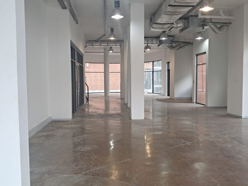 334m2 Retail to let in Centurion - Photo 4