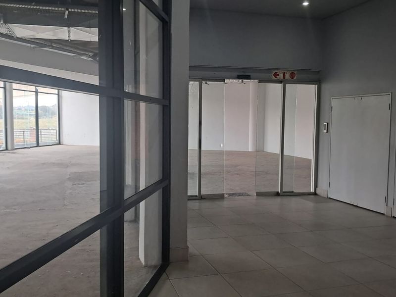 485m2 Retail to let in Centurion - Photo 3