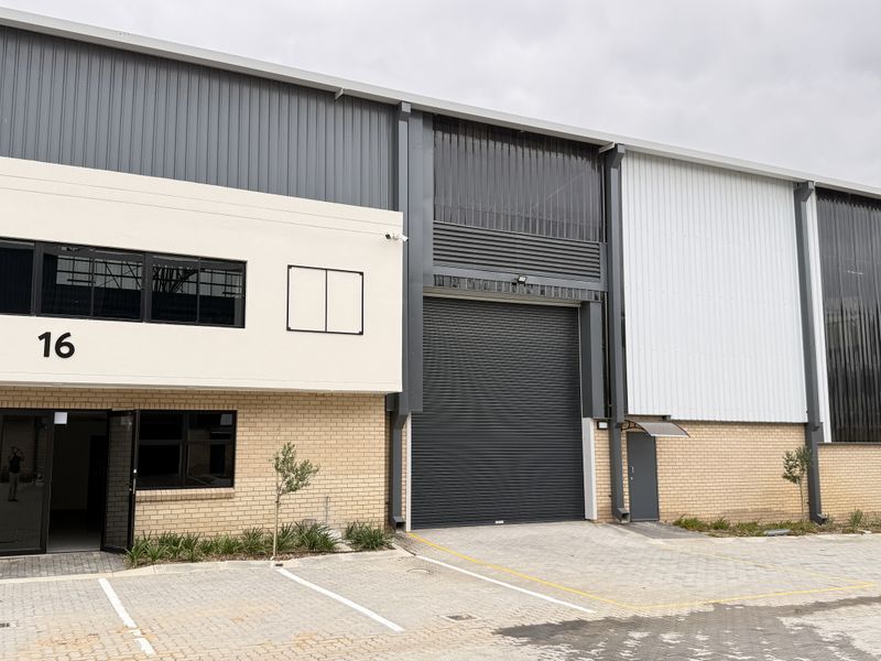 Premium Industrial Facility in Samrand’s High-Demand Logistics Corridor - Photo 2